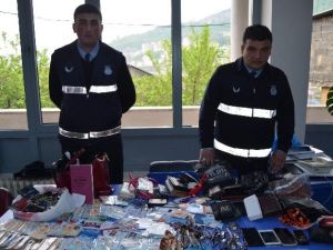 Her Şeyimizi Unutuyoruz