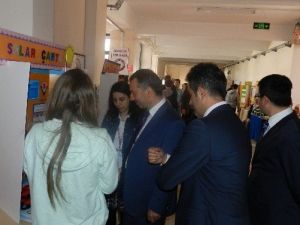 Bozüyük Fen Lisesi’nde TÜBİTAK 4006-bilim Fuarı Sergisi Açıldı