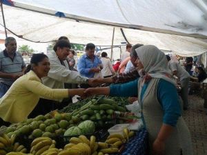 Akparti Adaylarından Yoğun Mesai