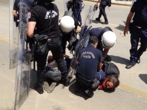 Antalya’da Soma Eylemine Polis Müdahalesi