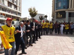 BES Üyelerinden Davul Zurnalı Grev