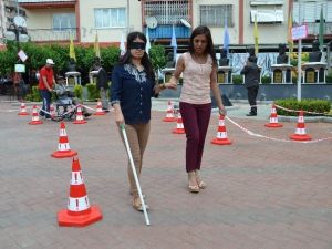 Engellileri Anlamak İçin Empati Kurdular
