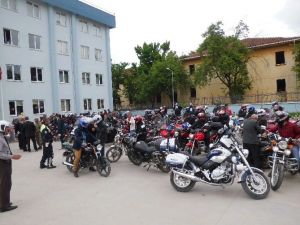 Motosiklet Sürücülerine Ücretsiz Kask