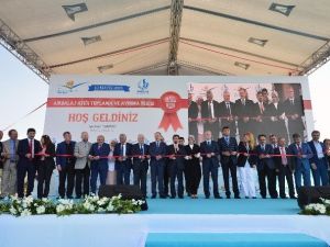 Bakan Güllüce Tesis Açtı, Davullu Zurnalı Yıkıma Katıldı