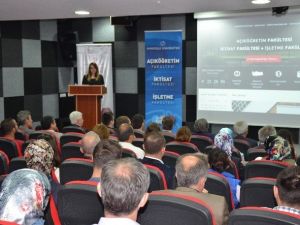 AÖF Başarılı Öğrencilere Ödül Verdi