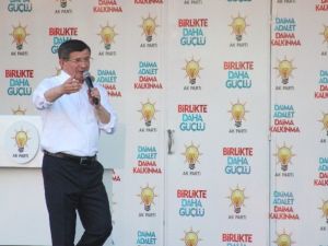 Başbakan Davutoğlu, Muhalefeti Denizli Şivesiyle Eleştirdi