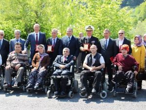 Ereğli’de 10 Engelli Akülü Sandalyesine Kavuştu