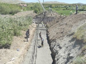 Bulgurlu Deresine Köprü Yapılıyor