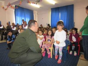 Anaokulunda "Jandarma Hep Benimle Güvendeyim Askerimizle" Projesi
