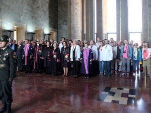 MHP Ankara Milletvekili Adayı Sibel Ersoy: “Her İki Eczacıdan Biri Zor Durumda”