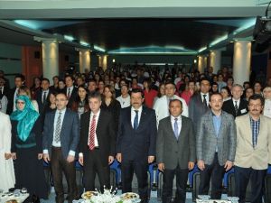 Başkan AK Hemşireler Günü Kutlamasına Katıldı