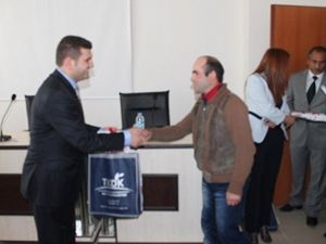 Akyaka’da ‘Sürü Yönetimi Elemanı Benim’ Projesi Sertifika Töreni Düzenlendi