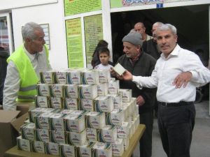 İzmit Belediyesi Simit Dağıtacak