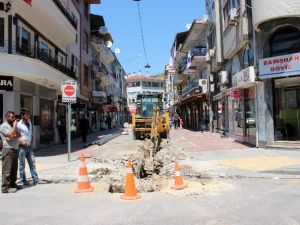 Yalova’nın 450 Kilometrelik Şebeke Hattı Değiştiriliyor