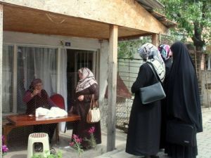 Saadet Partisi Van Kadın Kolları’nın Ev Ziyaretleri Devam Ediyor