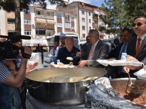 2 Bin Kişiye Vakıf Yemeği