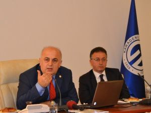 KTÜ Rektörü Baykal Basın Toplantısı Düzenledi