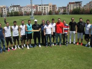Spor Muhabirlerinden Manisaspor’a Destek Ziyareti