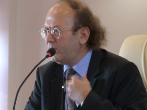 Yusuf Kaplan Gökkuşağı Derneği’nin Konuğu Olacak