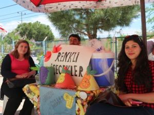 Hem Ders Görüyorlar Hem De Para Kazanıyorlar