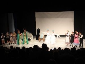 Alanya’da Sahnelenen Karlar Kraliçesi, Büyük İlgi Gördü