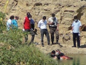 Öldürülen Gencin Annesi Sanığın Yüzüne Tükürdü