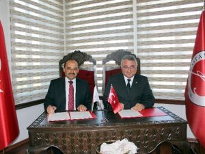 Kastamonu Üniversitesi İle Orman Ve Su İşleri Bakanlığı Arasında Protokol İmzalandı