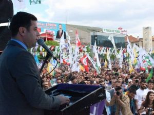 Hdp Eş Genel Başkanı Selahattin Demirtaş: