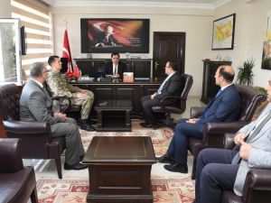 Vali Küçük, İlçe Ziyaretlerini Sürdürüyor