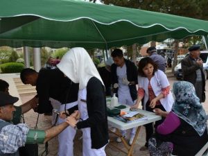 Suşehri’nde Öğrenciler Sağlık Taraması Yaptı