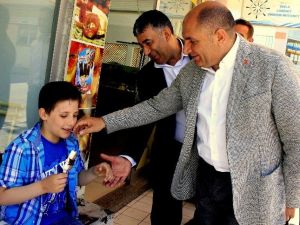 CHP Milletvekili Adayı Tahsin Tarhan İşçiler Bir Araya Geldi