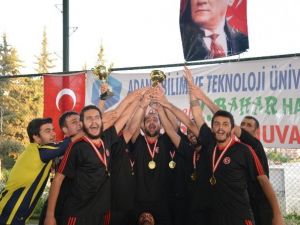 Adana BTÜ 2. Bahar Halı Saha Futbol Turnuvası’nda Real Mardin Şampiyon