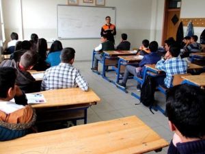 AFAD’tan Öğrencilere, “Temel Afet Bilinci” Eğitimi Verildi