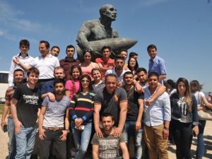 Elmalı MYO Öğrencileri, Çanakkale’de Duygulu Anlar Yaşadı