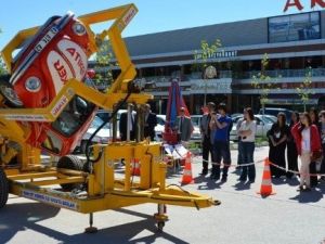 Selçuk’ta Emniyet Kemeri Tatbikatı