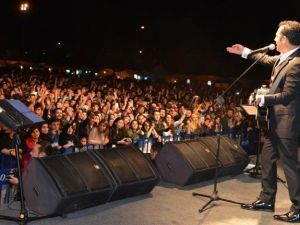 SÜ’deki Festival Ferhat Göçer Konseriyle Sona Erdi