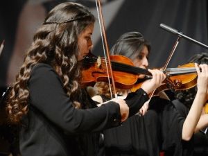 Aşık Veysel’in Öğrencilerinden Müthiş Yıl Sonu Gösterisi