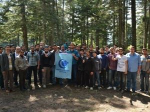 Üniversite Öğrencileri Gölcük’te