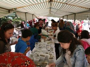 Kulu’da Okul Yararına Kermes Düzenlendi
