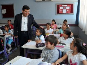 Başkan Tütüncü Okul Ziyaretlerine Devam Ediyor