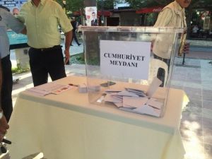 Altınoluk’ta Referandum Başladı