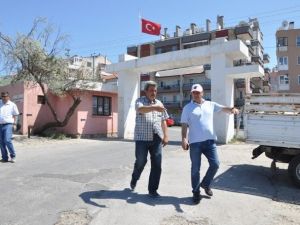 Ayvalık Belediyesi Armutçuk Pazarına Çevre Düzenlemesi Yapıyor