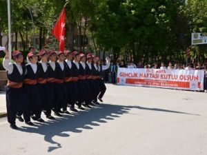 Gençlik Yürüyüşü Yapıldı