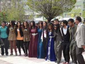 Van’da Anadil Günü Etkinliği