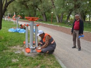 Ereğli’de Parklar Yenileniyor
