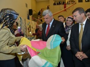 Ko-mek Dilovası İlçe Sergisi Açıldı