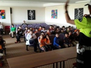 Öğrencilere Trafik Eğitimi