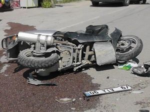 Kulu’da Kamyonetle Motosiklet Çarpıştı:1 Yaralı