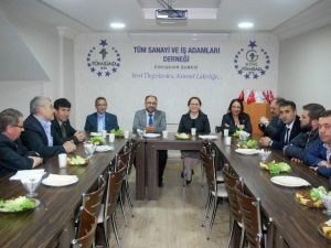 MHP’li Adaylardan TÜMSİAD’a Ziyaret