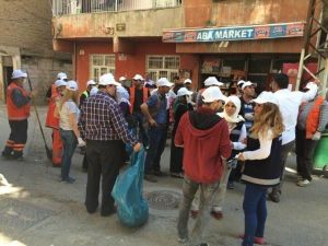 Bağlar’da Temizlik Kampanyası Başlatıldı